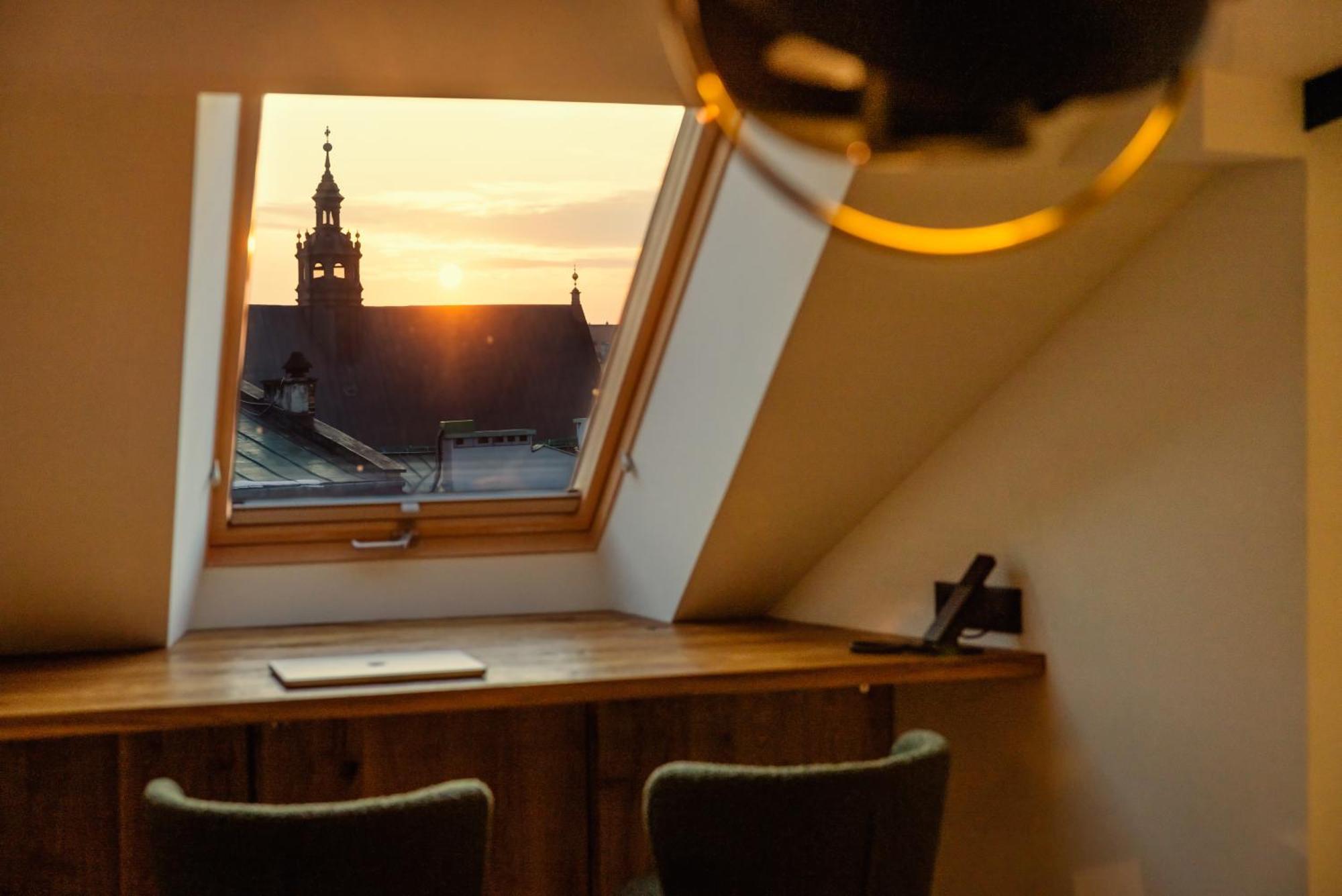 Nomadic Urban Premium Suites Cracovia Esterno foto